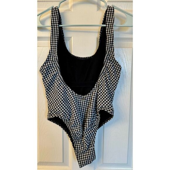 Envya One Piece Fully Lined Low Back Cheeky Hi Cut Swimsuit Crepe Front Material - Picture 4 of 11